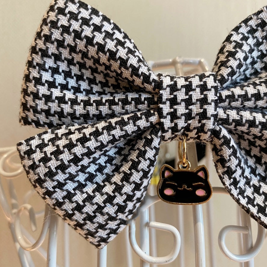 Pet Bow Tie Collar – Cute Adjustable Accessory for Cats & Small Dogs