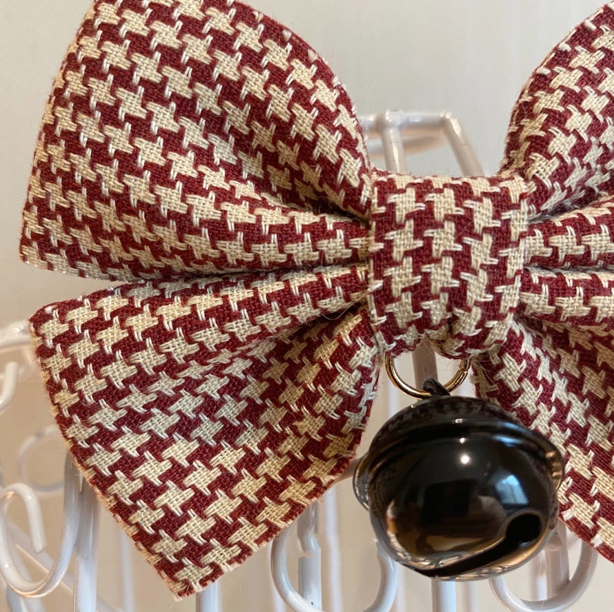 Pet Bow Tie Collar – Cute Adjustable Accessory for Cats & Small Dogs